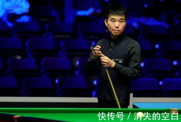 奥沙利文|斯诺克中国小将手捧冠军奖杯 范争一首次晋级决赛