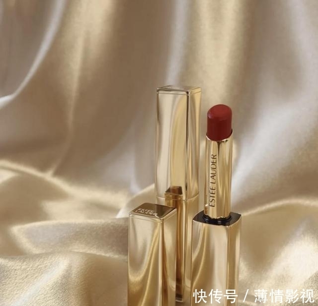 黄皮涂上会显白的口红:香奈儿高级, 雅诗兰黛春夏必备!