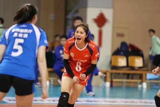 郎平|中国女排三大美女聚首惠若琪带龚翔宇跳姐姐舞，小宇放不开尬跳