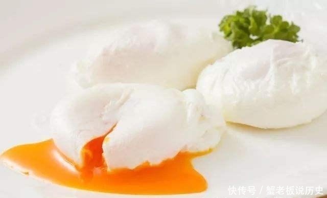 做荷包时，谨记别直接下锅，20年老保姆教我新方法，滑嫩还不坏