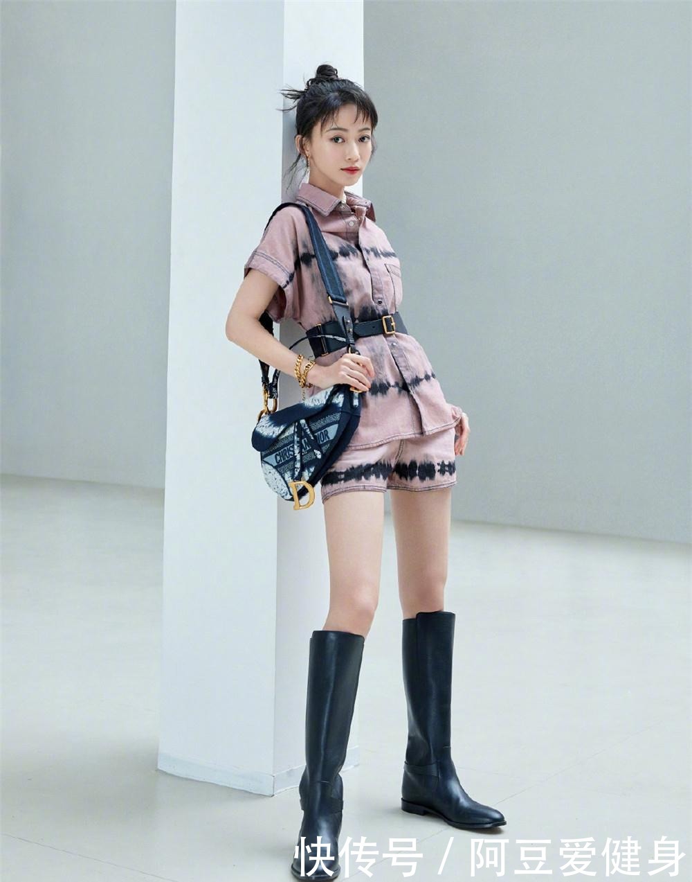 冷热变幻的早秋时节，让这些扎染单品给你带来惊喜，穿出高级感