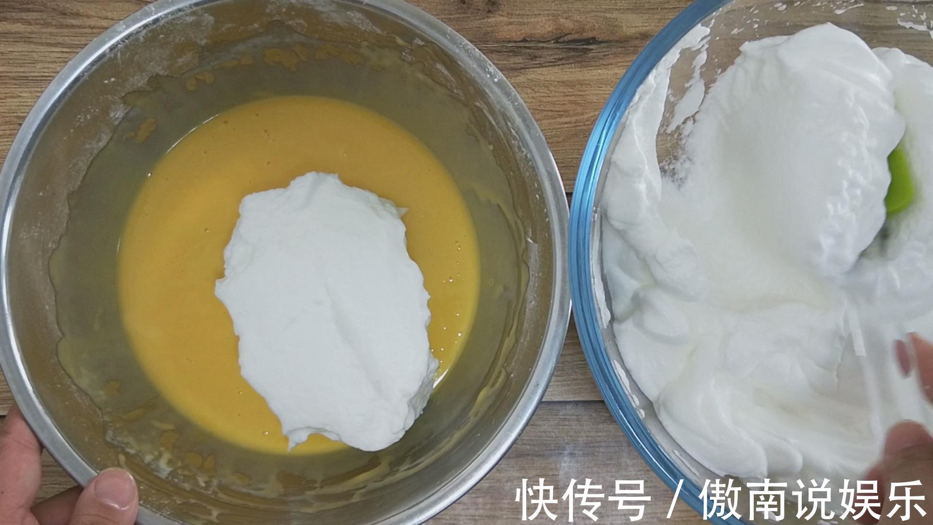 教你电饭锅做蛋糕，一搅一拌，柔软香甜，不塌不缩，一个都不够吃