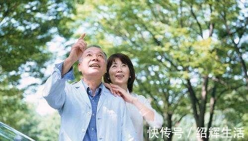 黄豆芽|寿命长的人,都有的4个好习惯,你若能坚持,长寿会与你相伴