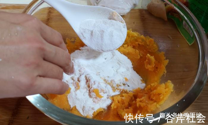 红薯泥|秋天,遇到此食物别手软,营养极高,一次囤上30斤,冬天吃特省事