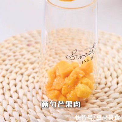 打蛋器|不可错过的下酒菜奶茶店必点——芝芝奶盖系列，过瘾