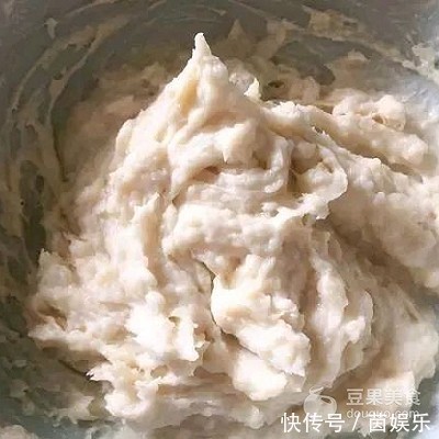 油炸糕(糖糕)的做法,外边金黄,软糯无比