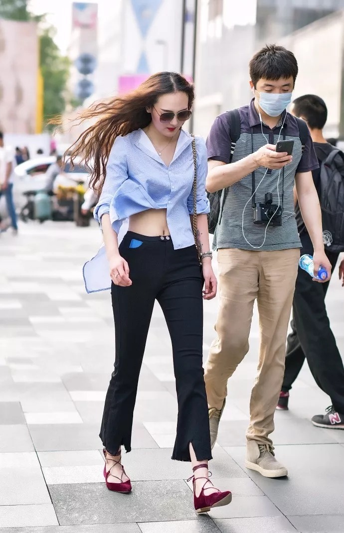 时尚|穿衣时尚的女生