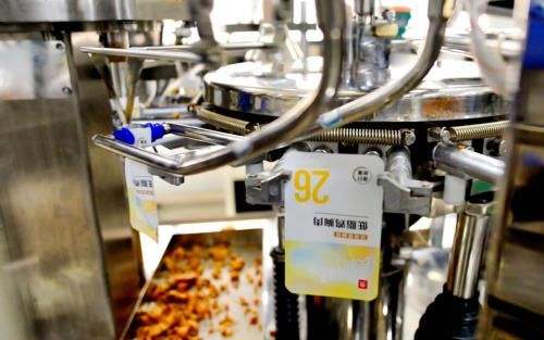 赋能|赋能产业链，良品铺子向“产业路由器”角色转化