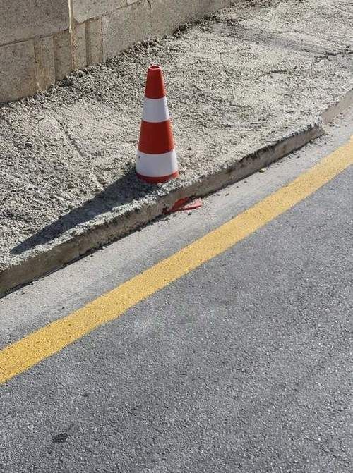 修补|胶带是万能修补工具！网友分享“超奇葩装修设计”