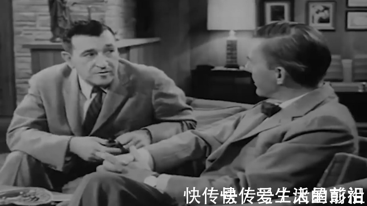 恐怖分子|人类地位严重不保?人工智能出现警告,AI发展速度令人惊讶