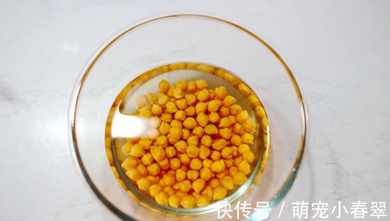 打豆浆时,加入这两样食材,口感清甜香浓,每天一杯润肺解渴