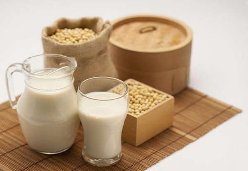 血管|人到40岁后,不想血液粘稠,多吃6种“碱性”食物,还能防血栓