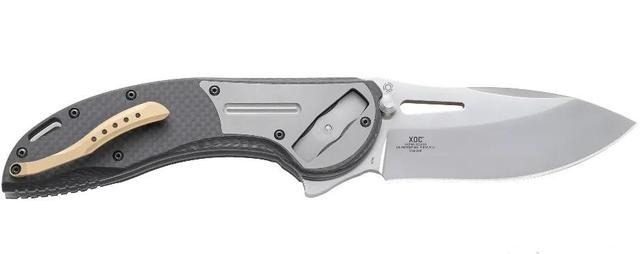 设计|一如既往的好玩——CRKT按锁系列折刀