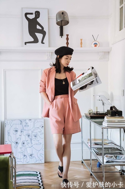 气质|女人到了中年,放弃T恤搭配小黑裤!学三木博主这样穿,高级气质