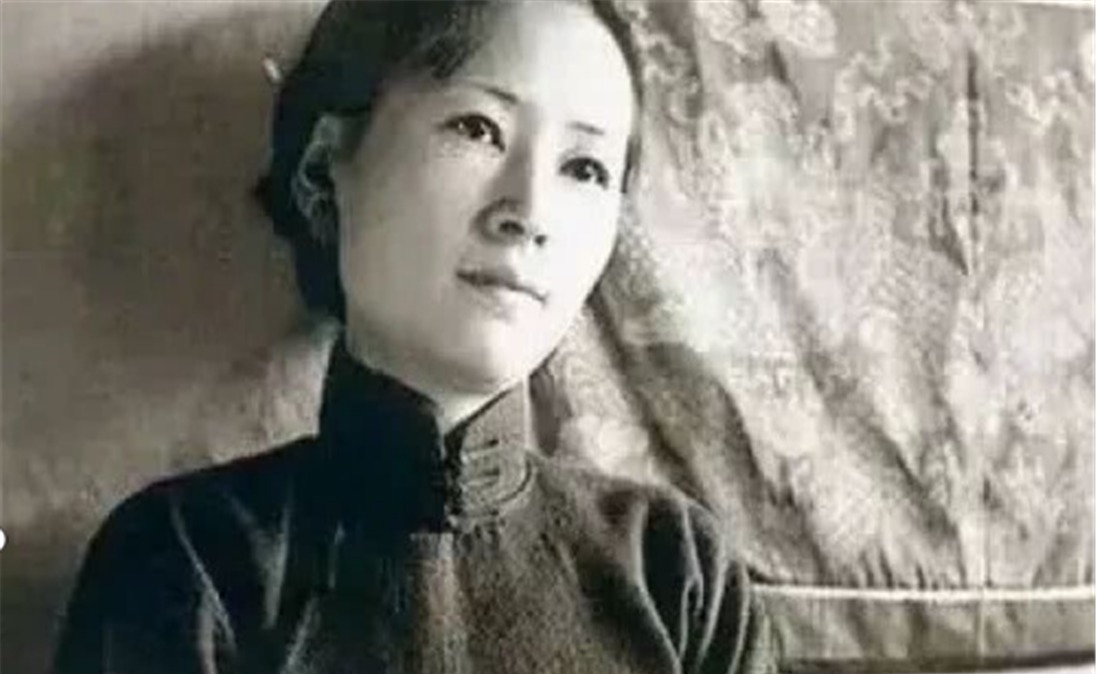 林徽因死后7年,梁思成后妻林洙曾回忆:她太瘦了,实在算不上是美人