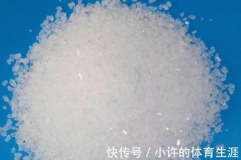 栽植株|家中该常备这种磷钾肥,养花能催花,盆栽则可改变土壤酸碱性