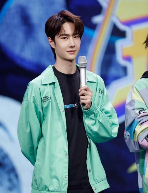 王一博|咋回事？關(guān)曉彤王一博受邀錄制央視文藝匯演，表演節(jié)目疑遭退貨