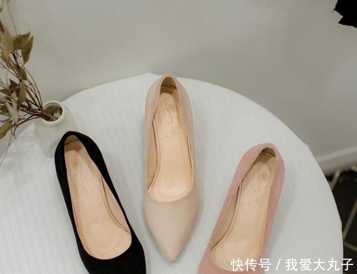 女人如果过了40,瞧瞧高跟鞋,性感优雅,不声不响美翻天