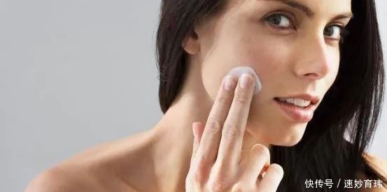 油脂|毛孔粗大影响你的美丽容颜,别慌!知己知彼才能百战不殆!