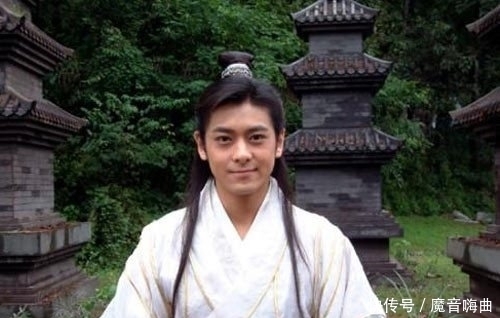 金庸武侠轻功前十,韦一笑第九,段誉第四,第一竟是他