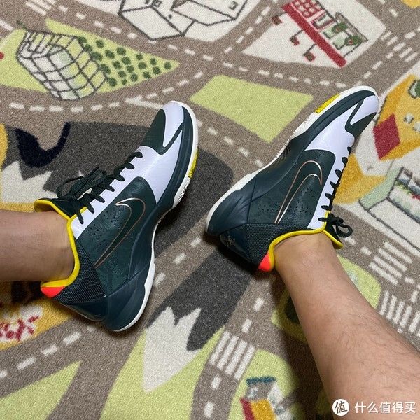 salute 我的第N双鞋 篇一百三十：致科比致经典！Nike Zoom Kobe V Protro EYBL