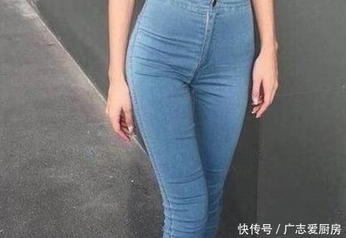 气质|牛仔裤美女,看起来有日韩潮流风格,展现出线条的优美