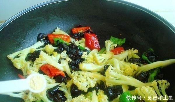 鸡精|这道菜一定不能隔夜吃,家有老人要注意,放冰箱也不行,及时告知!