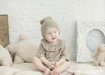 奶奶|奶奶去学校接孩子，叫了孩子乳名，没想到这一叫孩子被迫转学！