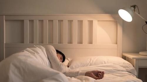 老年人|人到老年，凌晨3.4点会早醒？4大原因，解密失眠问题