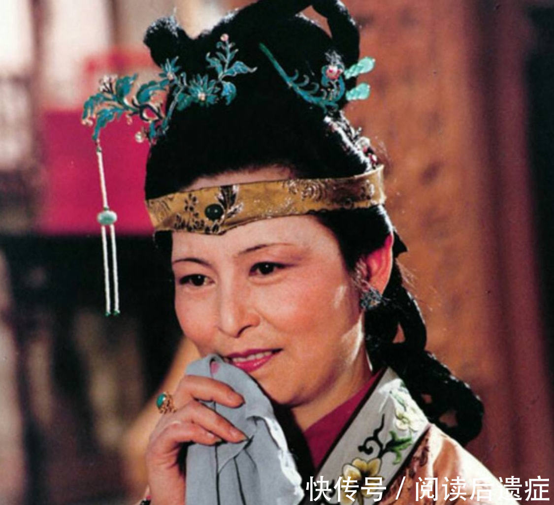 贾赦#邢夫人几句挤兑刁难,铁娘子王熙凤,何至于偷偷哭泣?