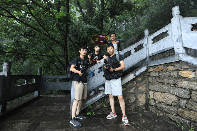 开着房车自驾游：河南南阳老界岭,五朵山,暴瀑峡，宝天曼峡谷漂流