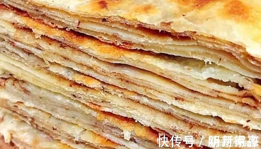 此饼的做法最近火了，不需要发面，比油条简单，比手抓饼好吃