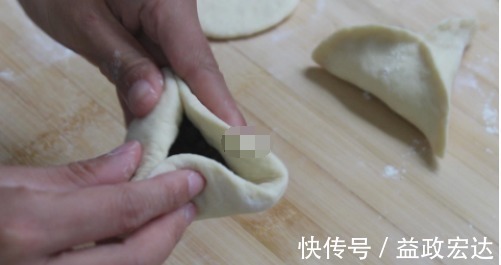 蒸包子|秘制豆沙包，别再放糖了，加点“它”营养又绵甜，蒸一锅不够吃