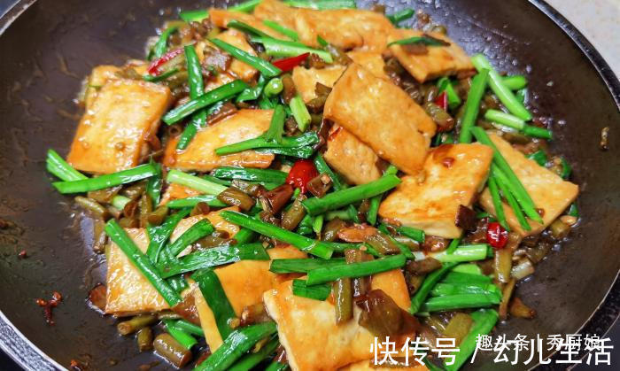 阵子|秋天,碰到此菜别手软,营养极高,多买点囤起来,再过阵子就贵了