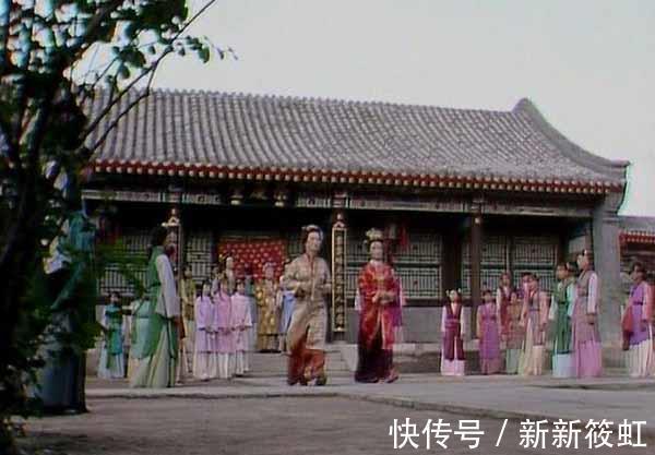 薛蟠&黛玉进贾府,和宝钗进贾府,有什么区别?不止迎接不迎接这么简单