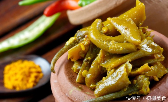 农村过冬必备四种咸菜,大缸腌菜味道香,能吃一冬,附教程