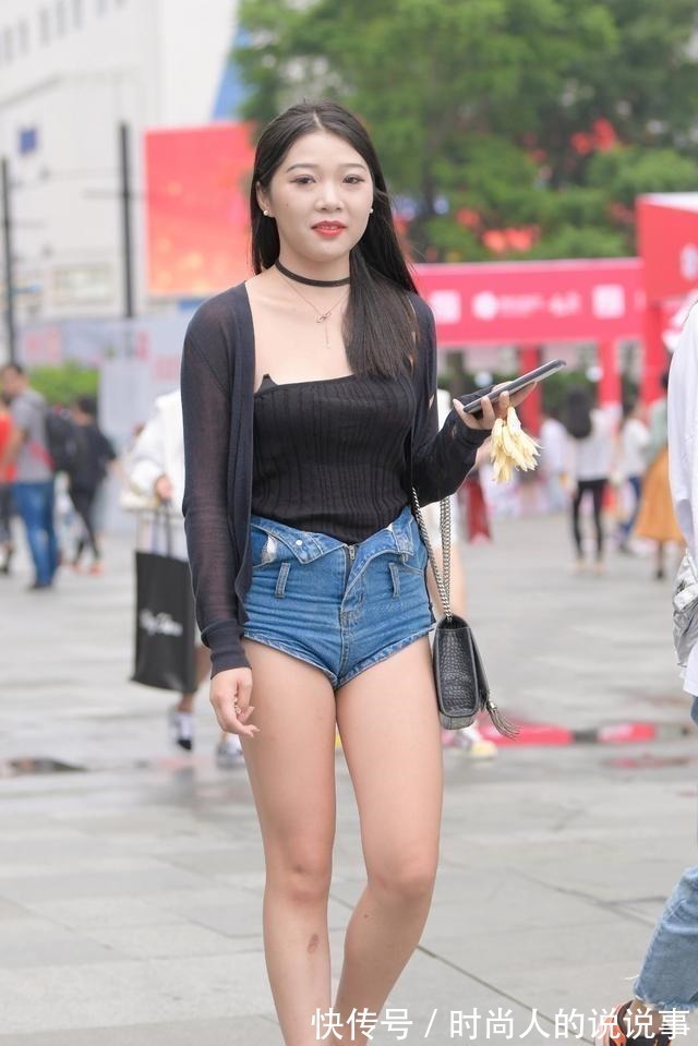 瑜伽裤 瑜伽裤省心穿搭示范,大方得体的搭配风格也耐看,更显气质!