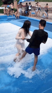 |搞笑笑话,动图:这酸爽,简直不敢相信!