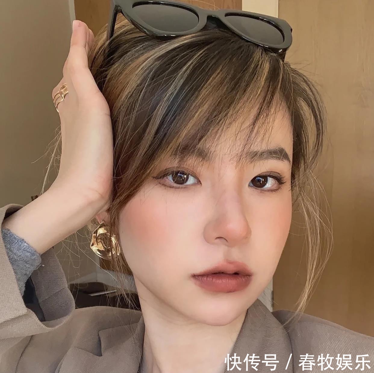 黄皮 让黄皮逃不出的口红,是森绘梨佳都爱的日杂色!