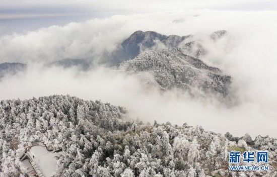 南岳|湖南衡阳：冰封南岳 银装素裹