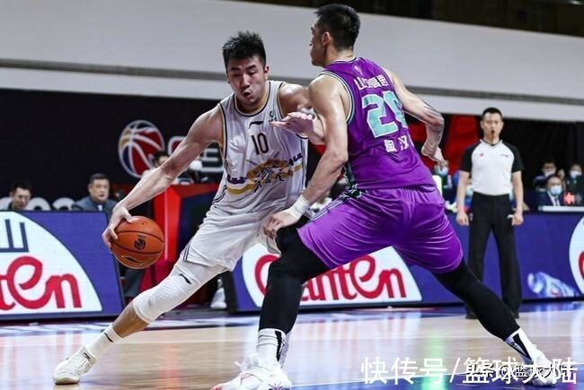 李根|北控小外援正式抵达国内!两位前国手也复出,马布里开始大展身手