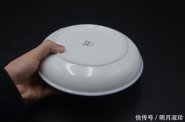 泡发香菇不用直接加水,多做一步,香菇泡得又大又干净,涨知识了