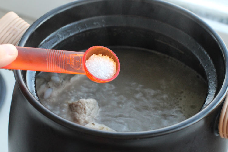 进腊月这汤可以经常煲，营养丰富好吸收，炖一锅全家喝，老少皆宜