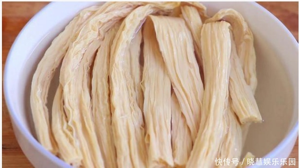 做法|素炒腐竹不好吃,大厨教你炒腐竹的做法,色泽鲜亮,好吃营养高