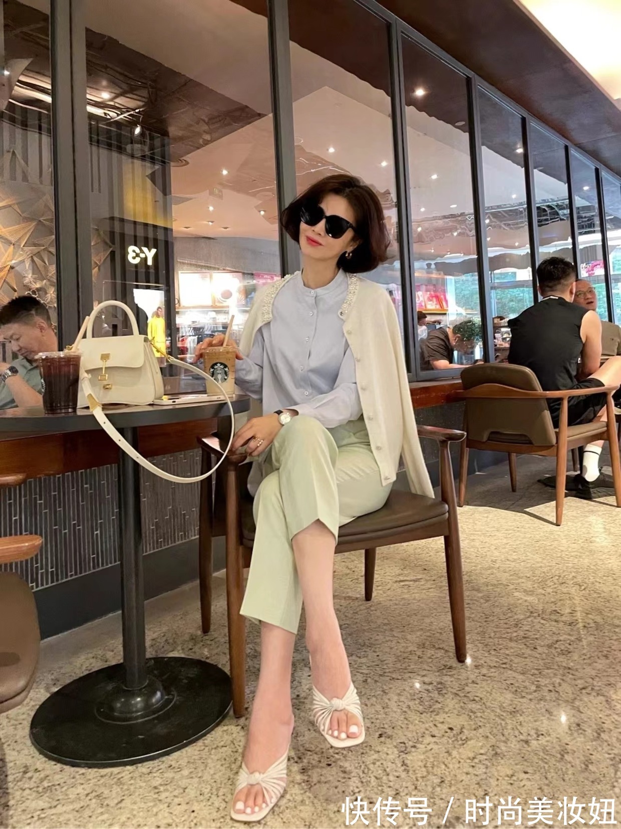 针织衫 这是我见过最高级的针织开衫穿搭,轻松打造好气质,适合40岁女人