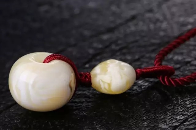 女人|背云,就像女人的红唇