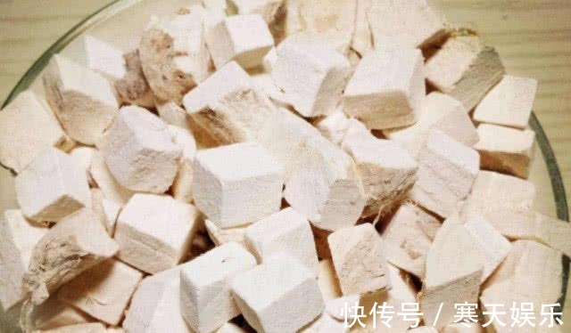 排毒养颜|女性过了40岁,三种食物要多吃,润肠通便,排毒养颜,不妨一试