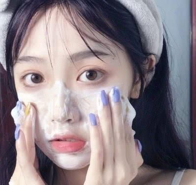 洗面奶|自认为没关系,其实不正确的3种“洗脸法”,中一条颜值也高不了
