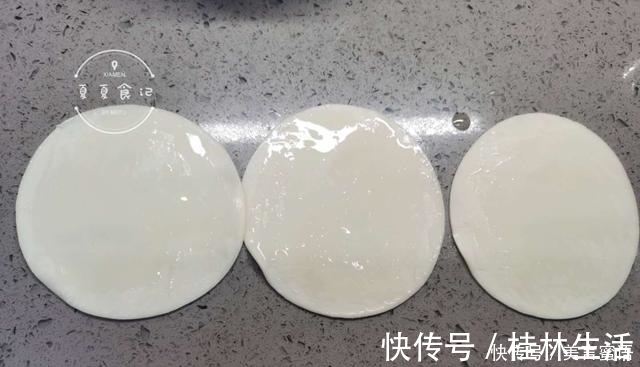 饺子皮这做法火了,百吃不厌,3天不做就馋得慌,我家一周吃5次