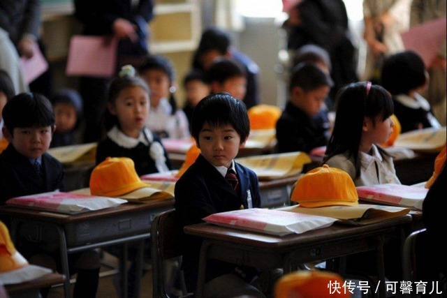 小学生|看到小学的题目，心疼这些孩子！相比小学生，大学生轻松多了